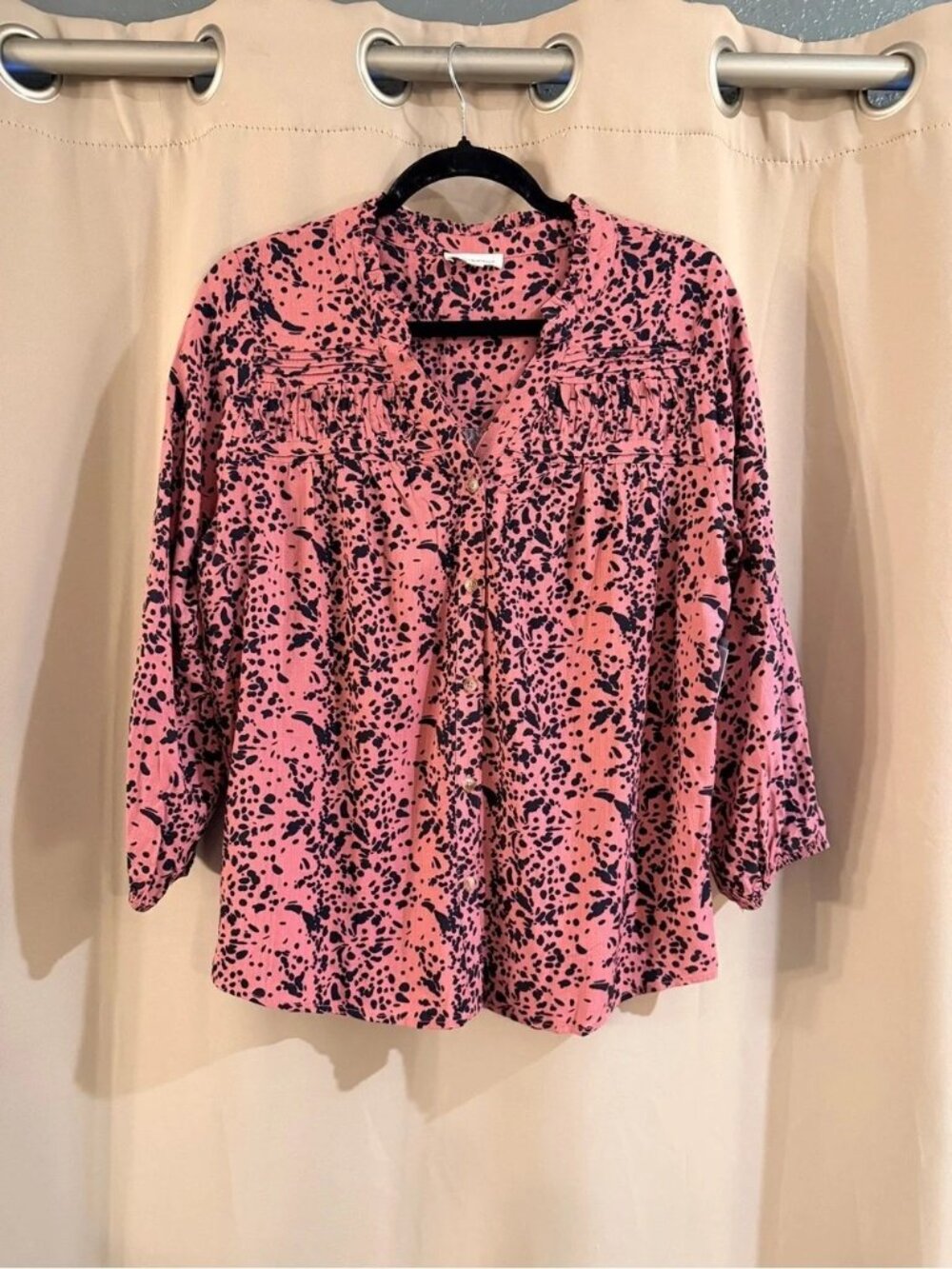 WOMEN'S NWT Westbound Pink Speckled V-Neck Blouse